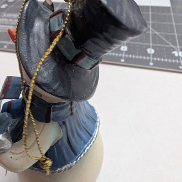 Snowman Christmas ornament Resin Wood Metal Fabric 5 inch frosted tree vtg - Picture 5 of 9